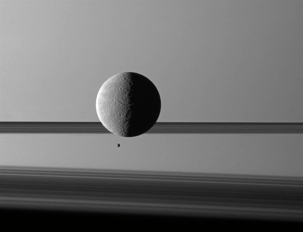 Спутник Сатурна Рея