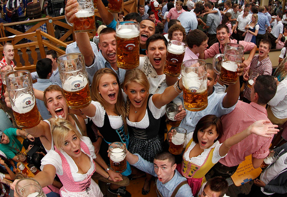 В Германии стартовал фестиваль пива «Октоберфест 2010»