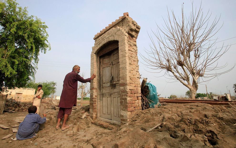 За чертой бедности. Пакистан после наводнения. (часть 1)