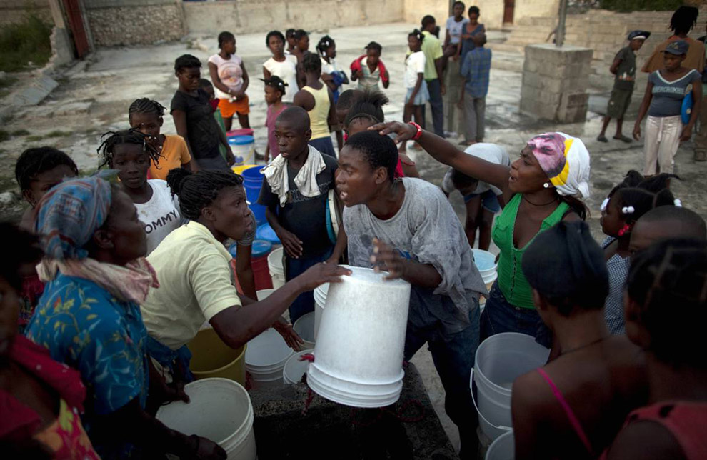 Эпидемия холеры и акции протеста на Гаити