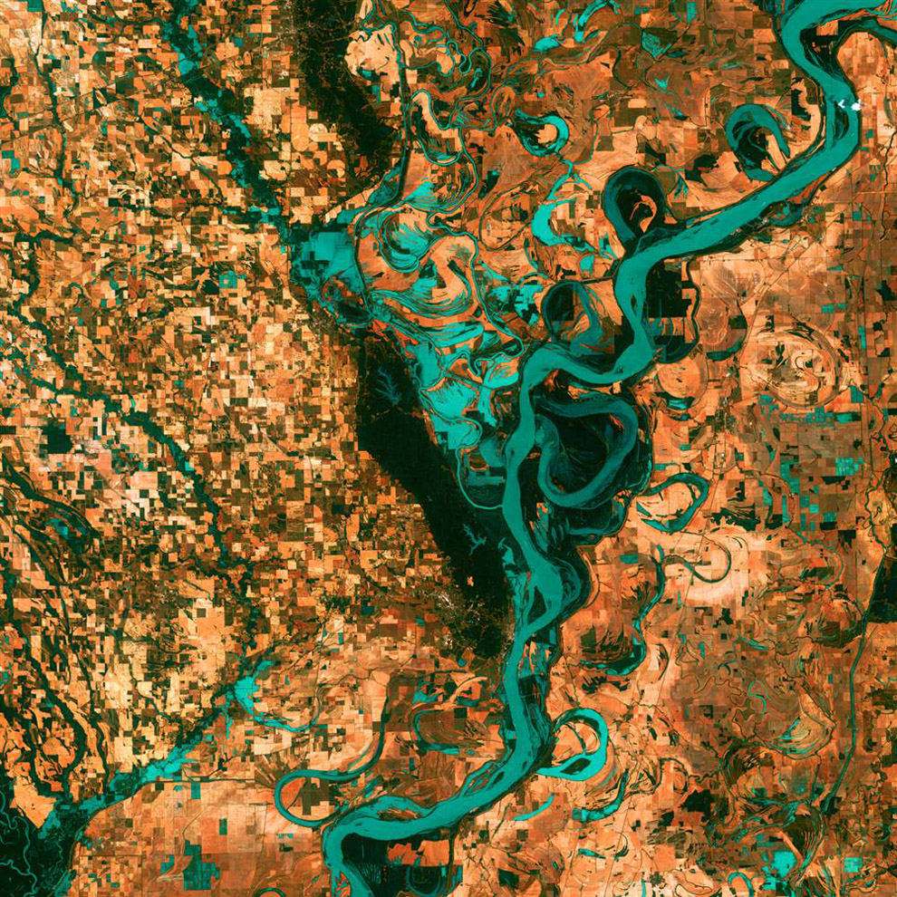 Фото Земли из космоса: Миссисипи