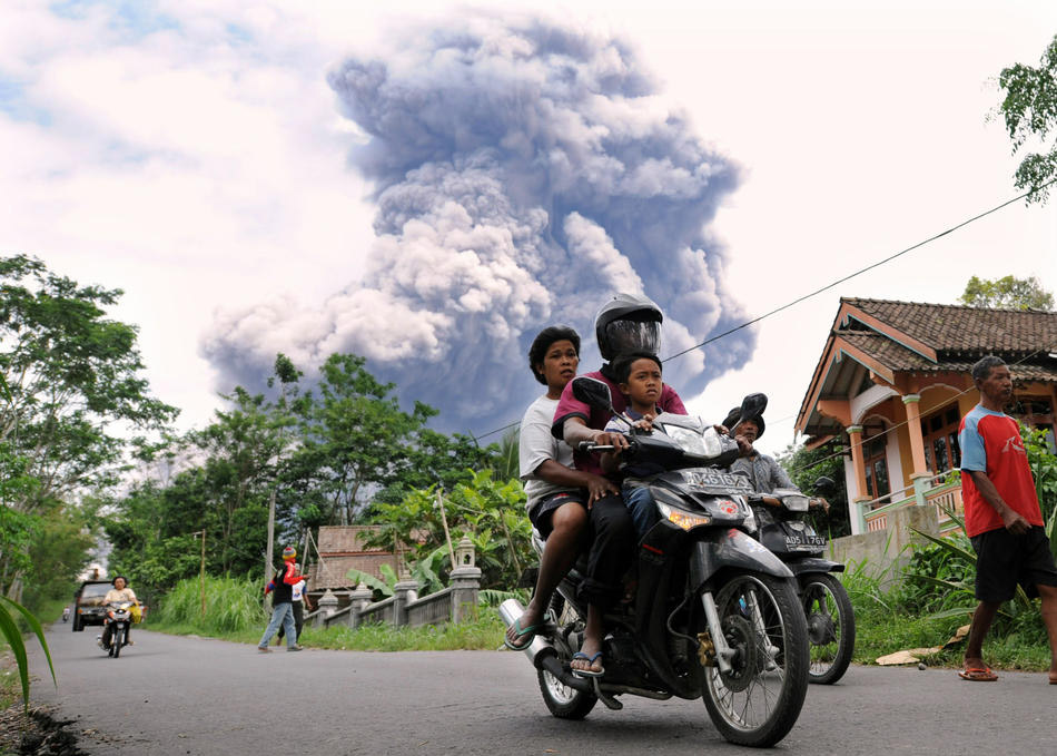 Лучшие фото года: вулкан Мерапи