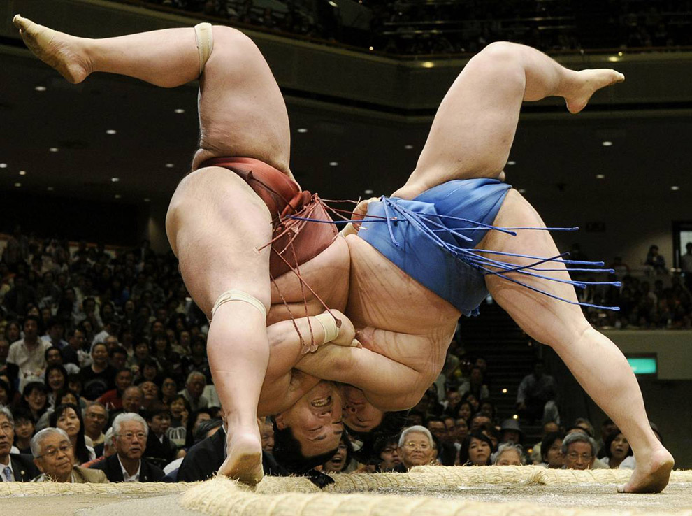 Лучшие спортивные фото: сумо