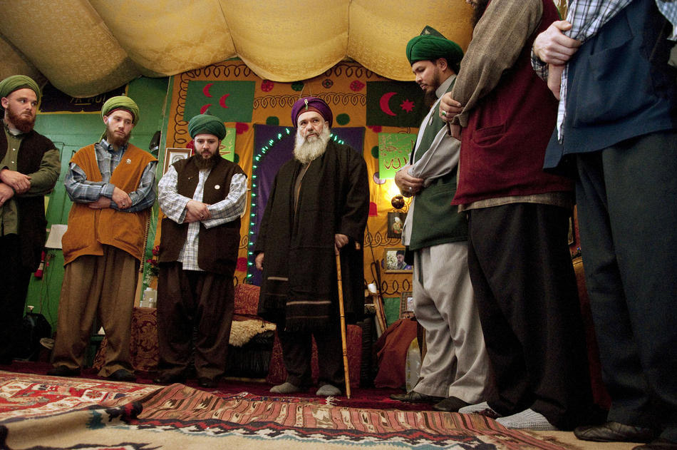 Суфийская община