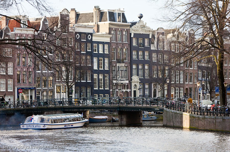 Канал Амстердама.