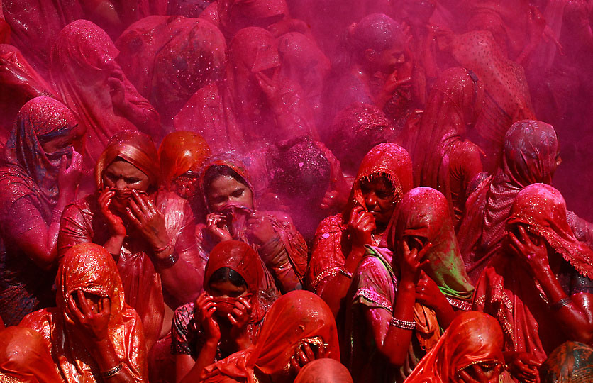 Индийские женщины на празднике Холи