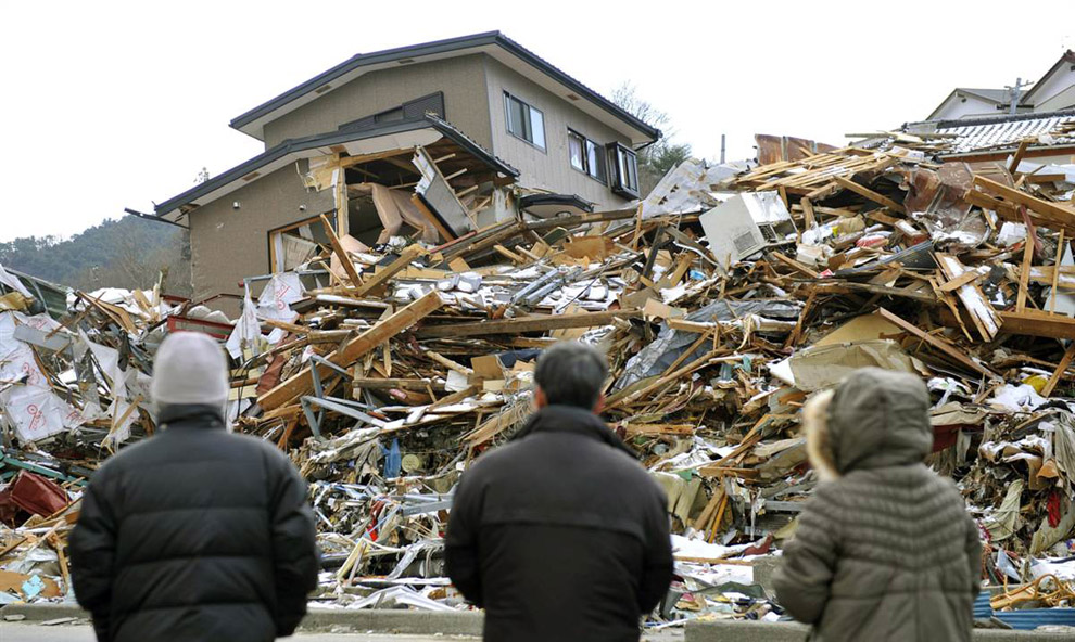 Разрушенный дом в Японии
