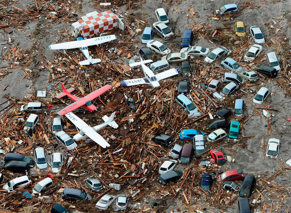 Последствия цунами в Японии