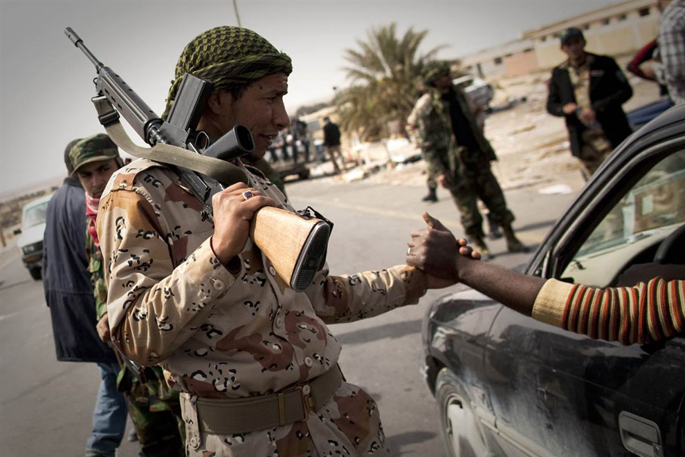 Контрольно-пропускной пункт в Ливии