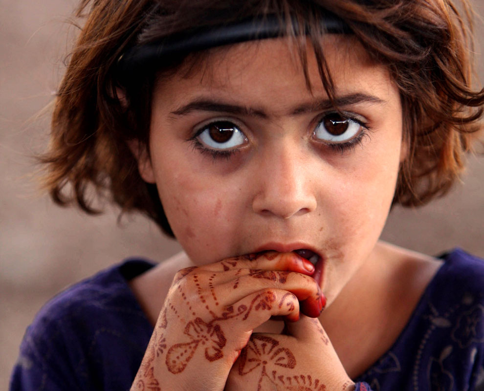 Афганская девочка-беженка