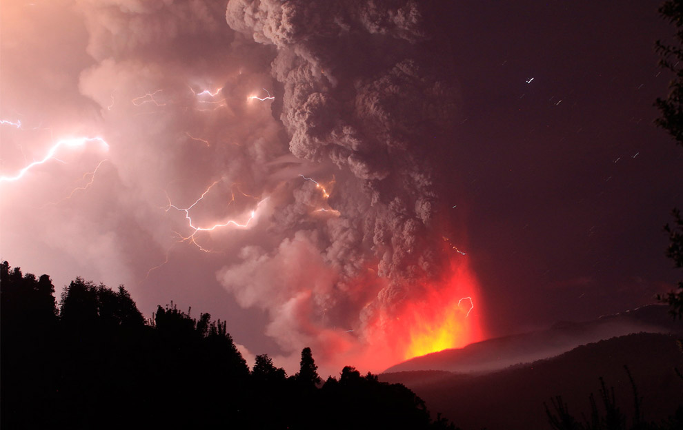 Вулкан Пуйеуэ в Чили