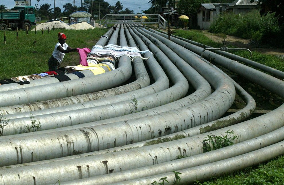 Нефтяные трубы в Нигерии