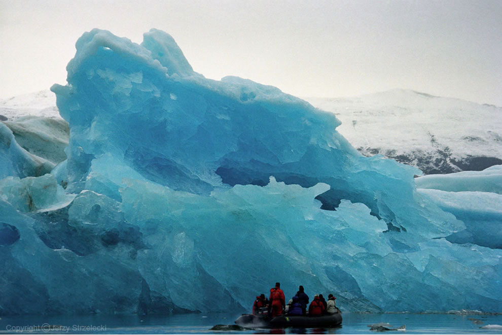 Айсберг в Гренландии