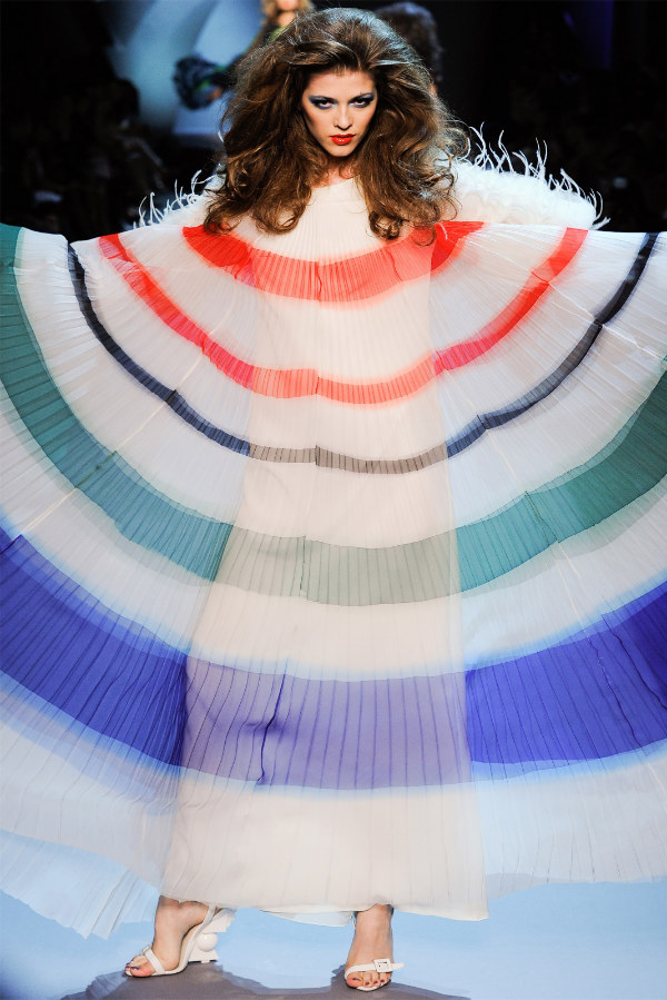 Показ мод Dior Гальяно 2011