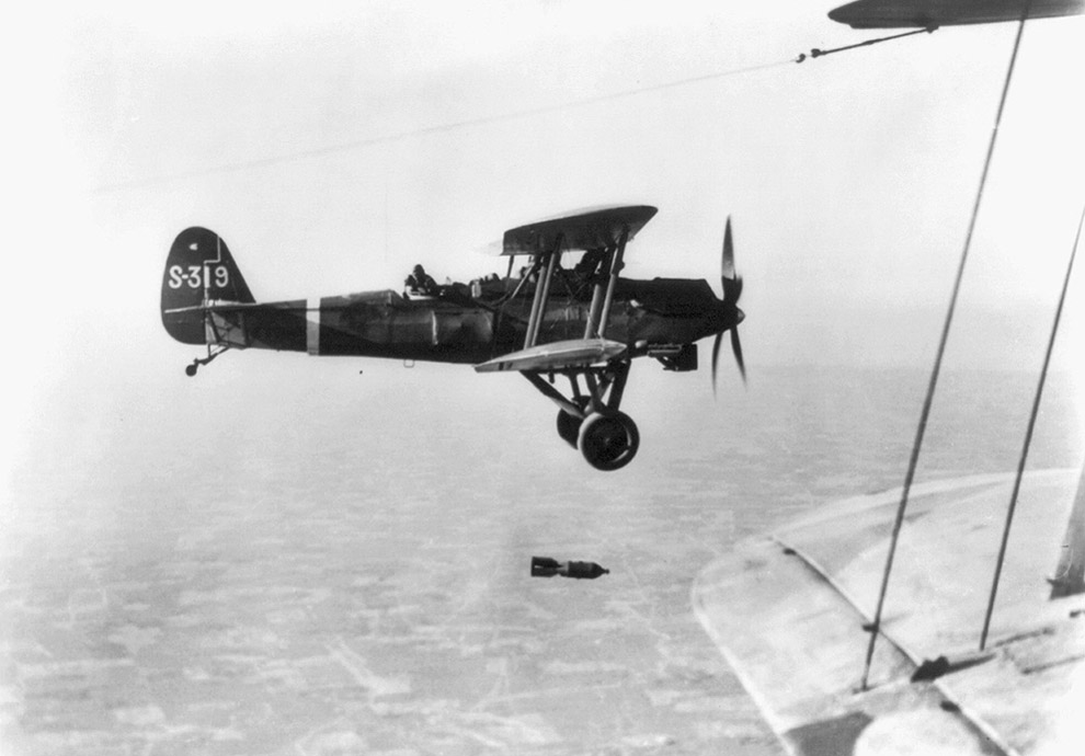 Японский самолет, 1937 год 