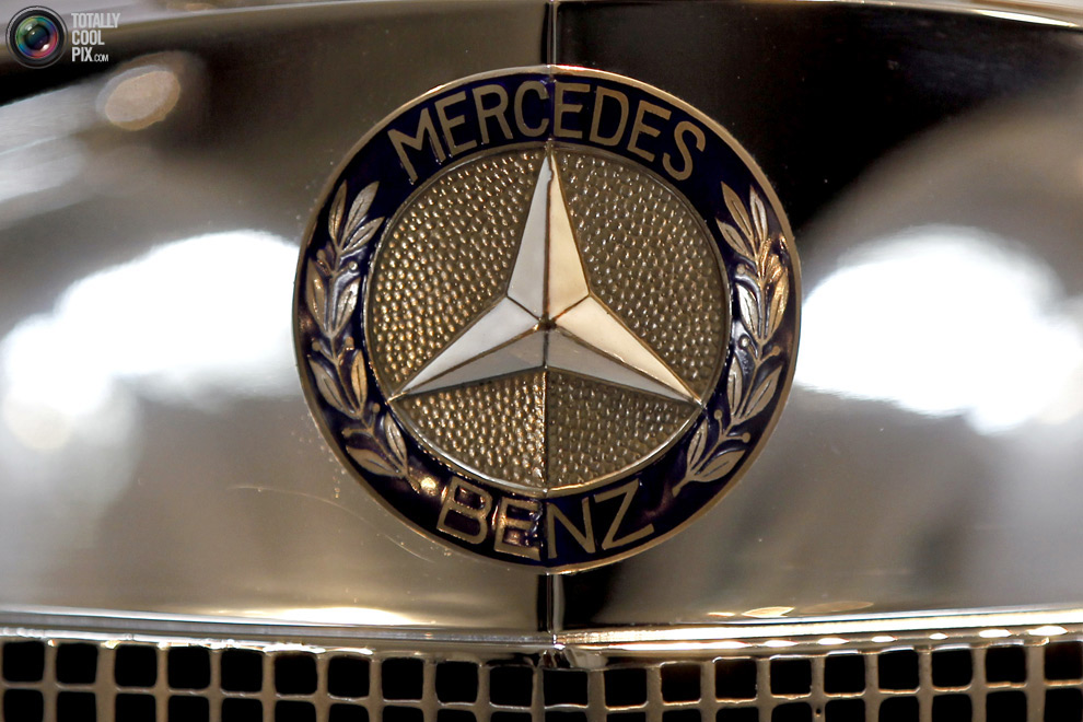 логотип Mercedes