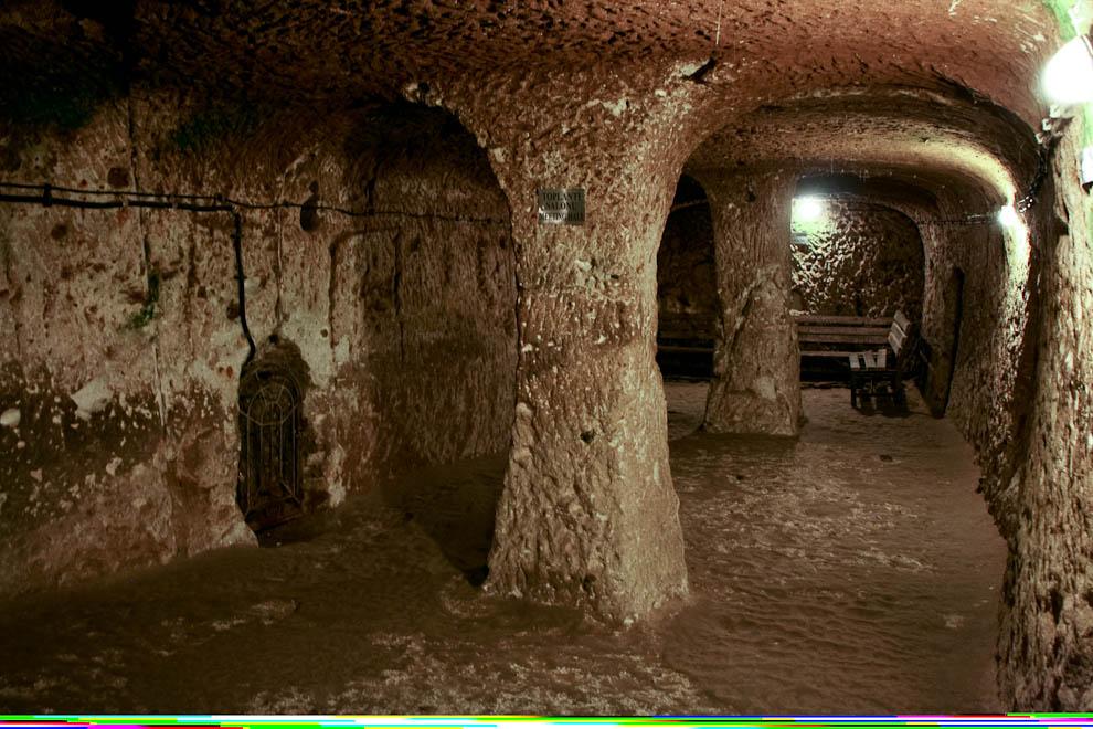 Подземный город Диринкую