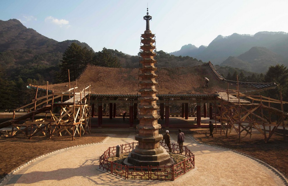 Храм Pohyon 