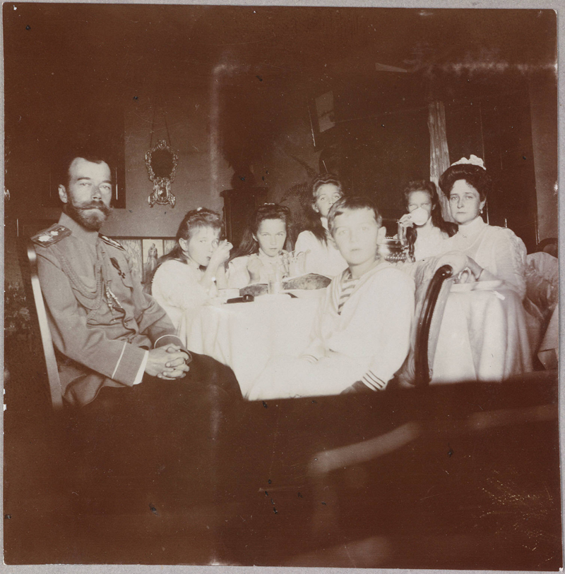 Архивные фото царской семьи Романовых.