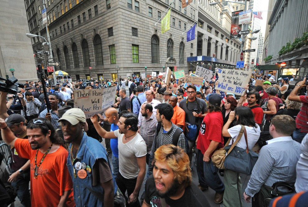 Участники движения «Оккупируй Уолл-стрит»