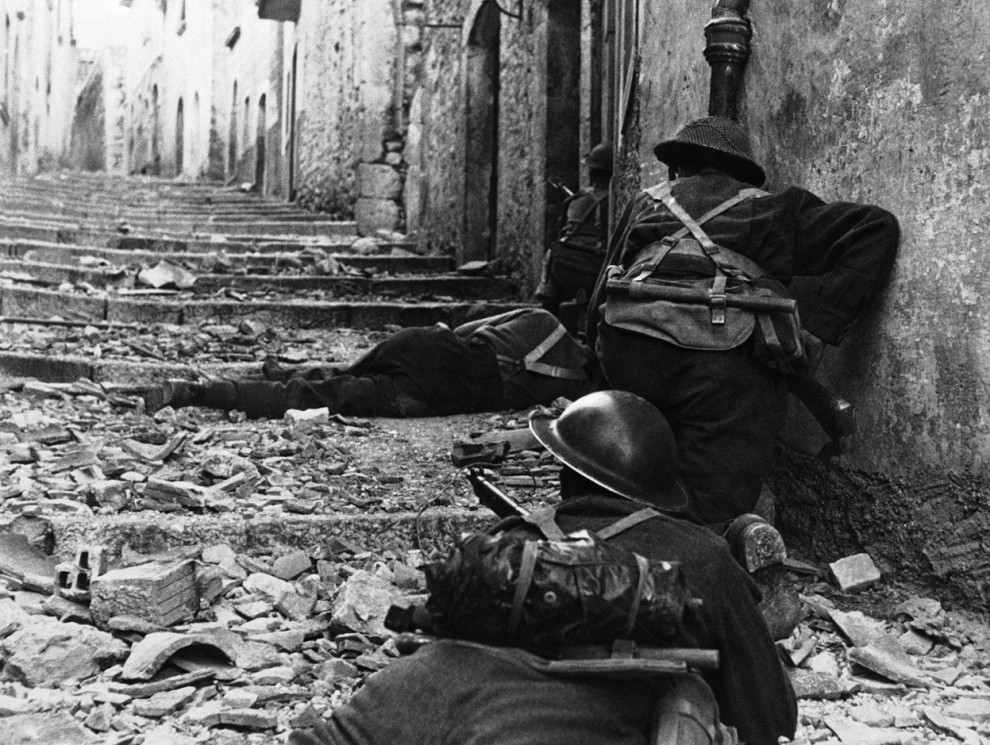 Вторжение союзных войск в Италию