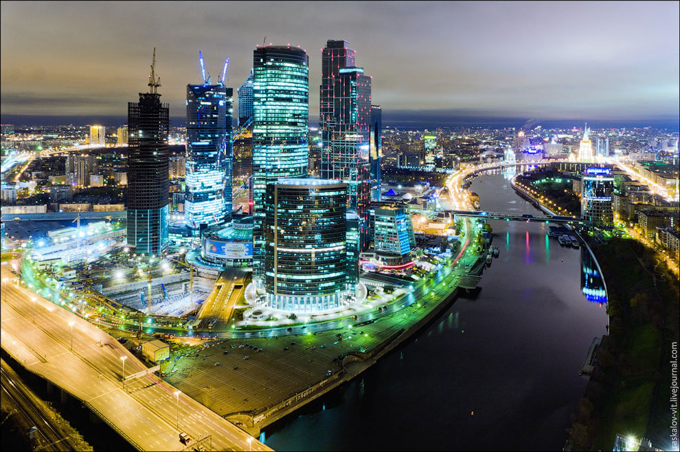 Панорама Москвы с крыши Миракс-Плаза