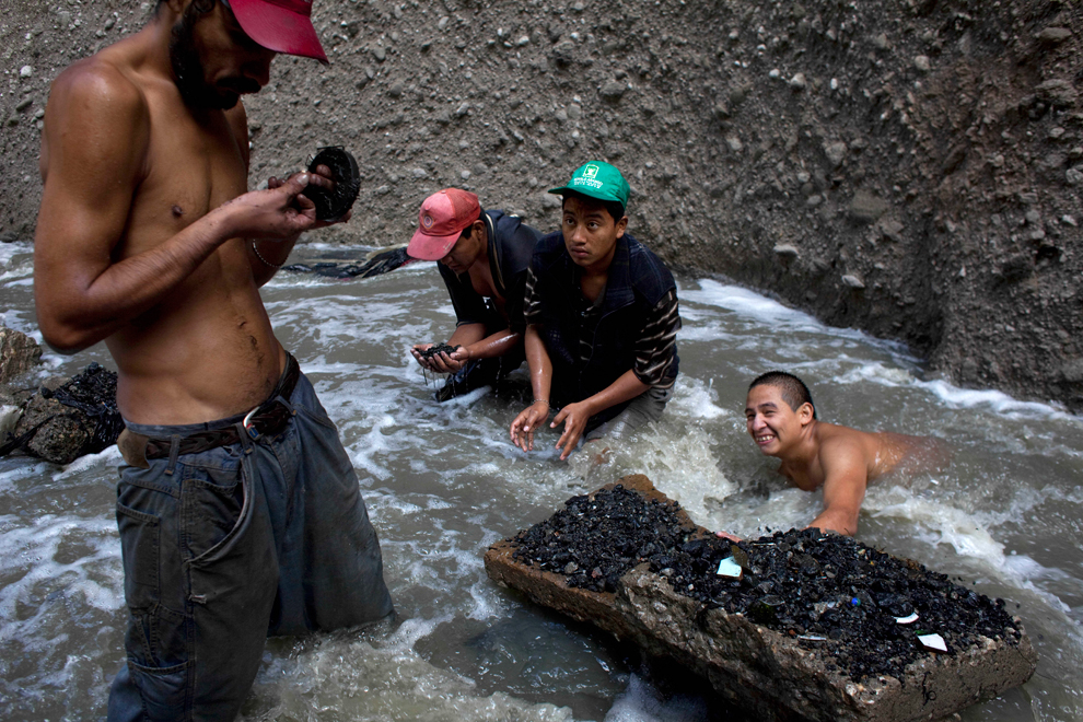 Мусорная свалка в Гватемале