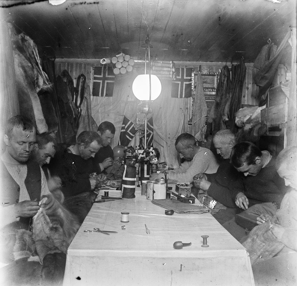 Амундсен, покорение Южного полюса