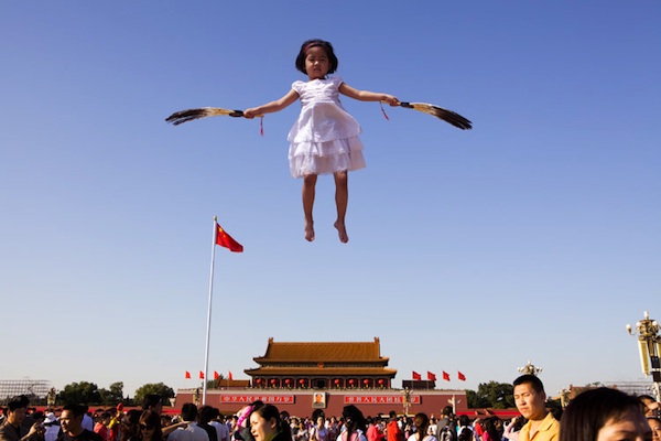 Фотограф Li Wei. Преодолевая гравитацию.