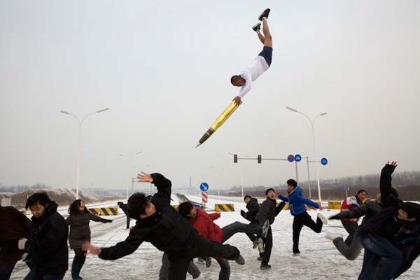 Фотограф Li Wei. Преодолевая гравитацию.