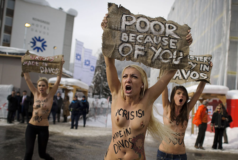Femen в Давосе