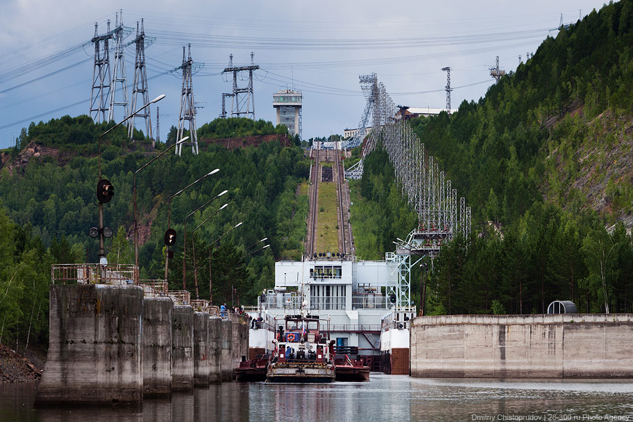 Судоподъемник Красноярской ГЭС