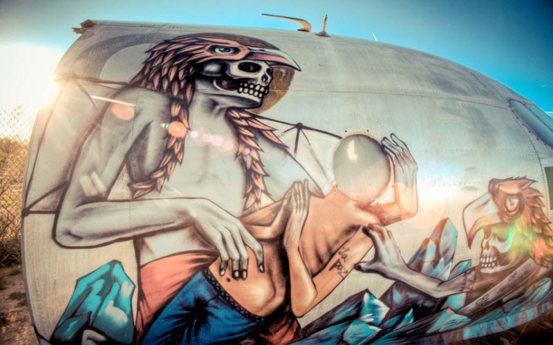 Самолетное граффити