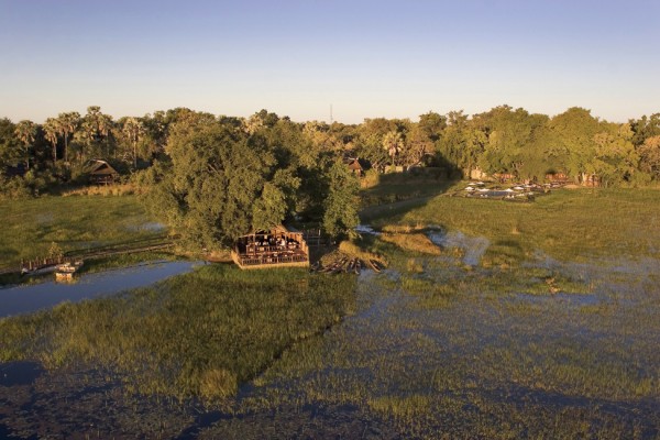 Отель Eagle Island Camp в Ботсване.