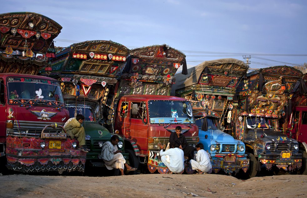 Пакистанские грузовики