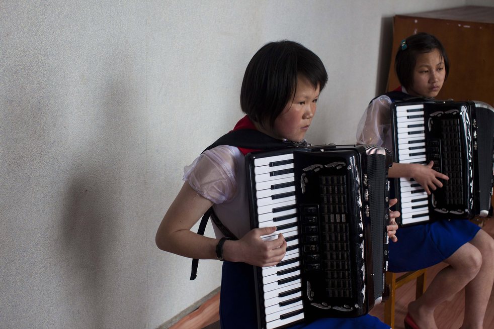 Северокорейские школьницы