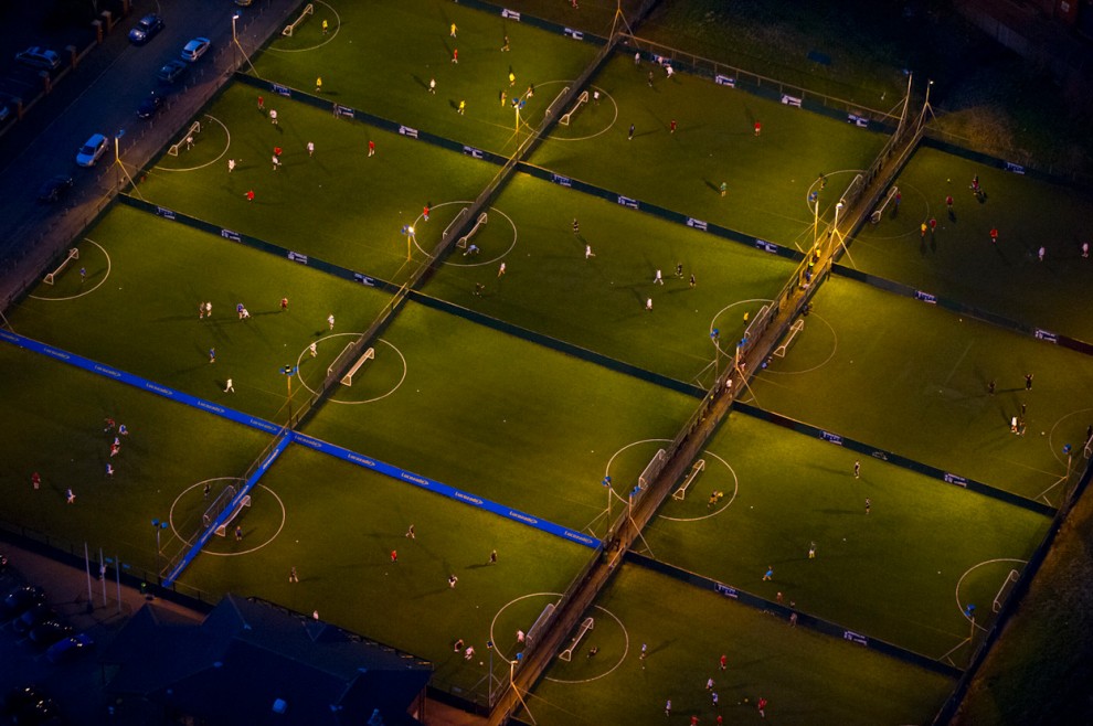 Футбольные поля