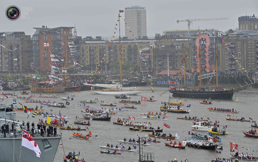 Лодки на реке Темзе