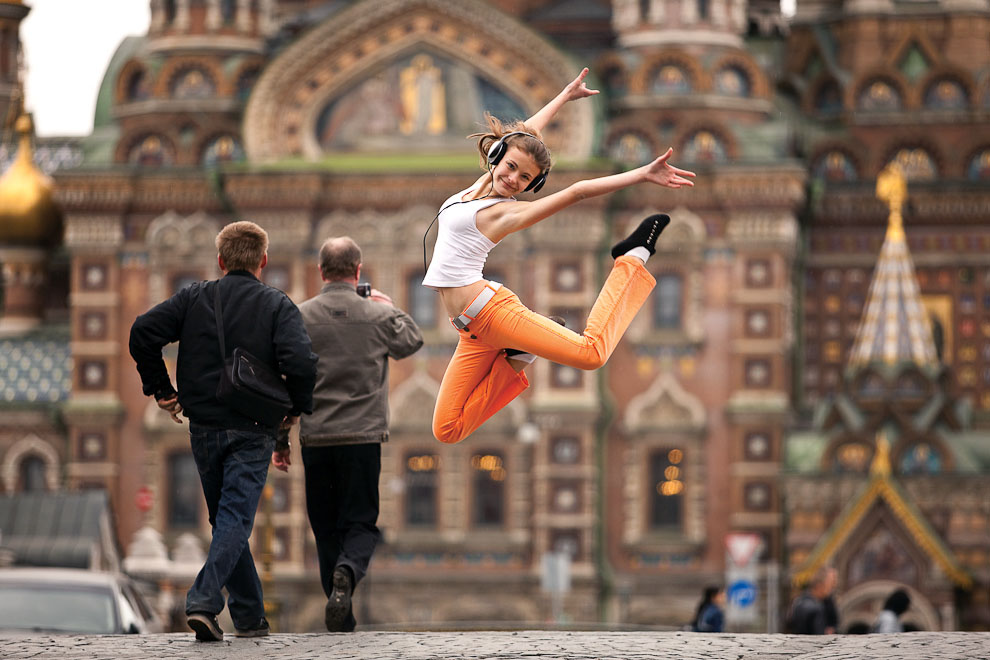 Танцующий Петербург