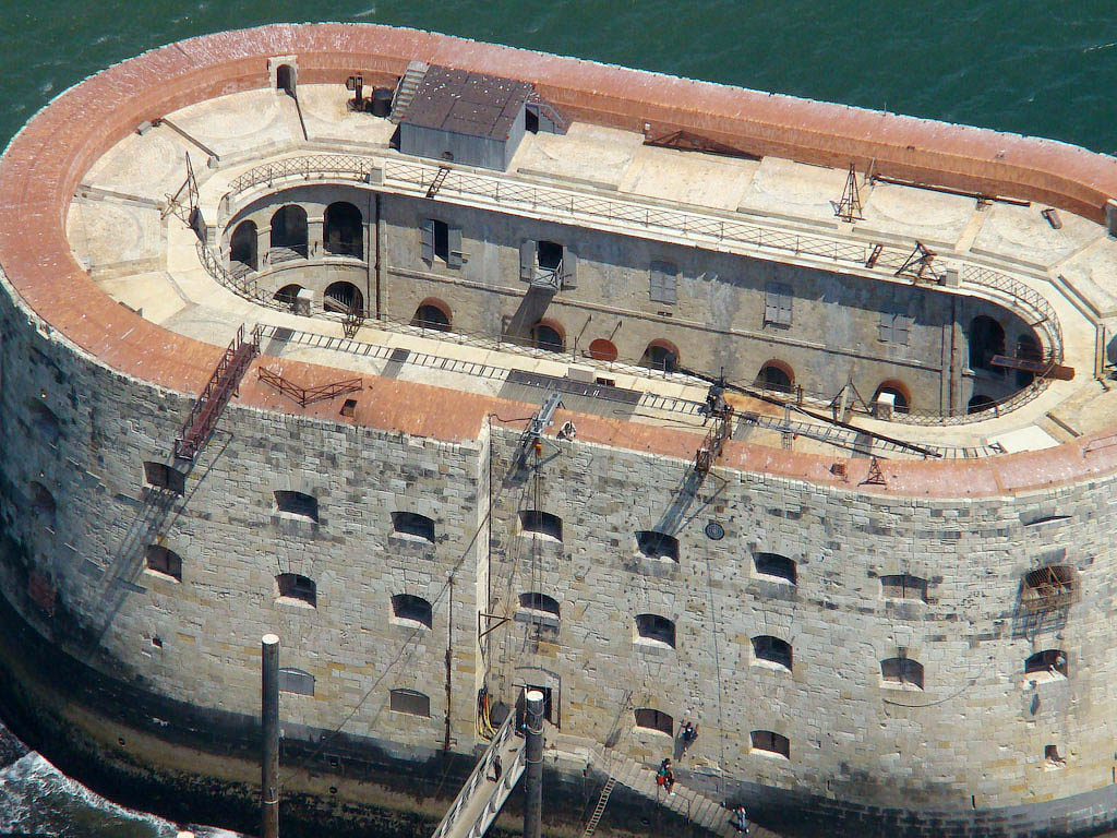 Морские форты