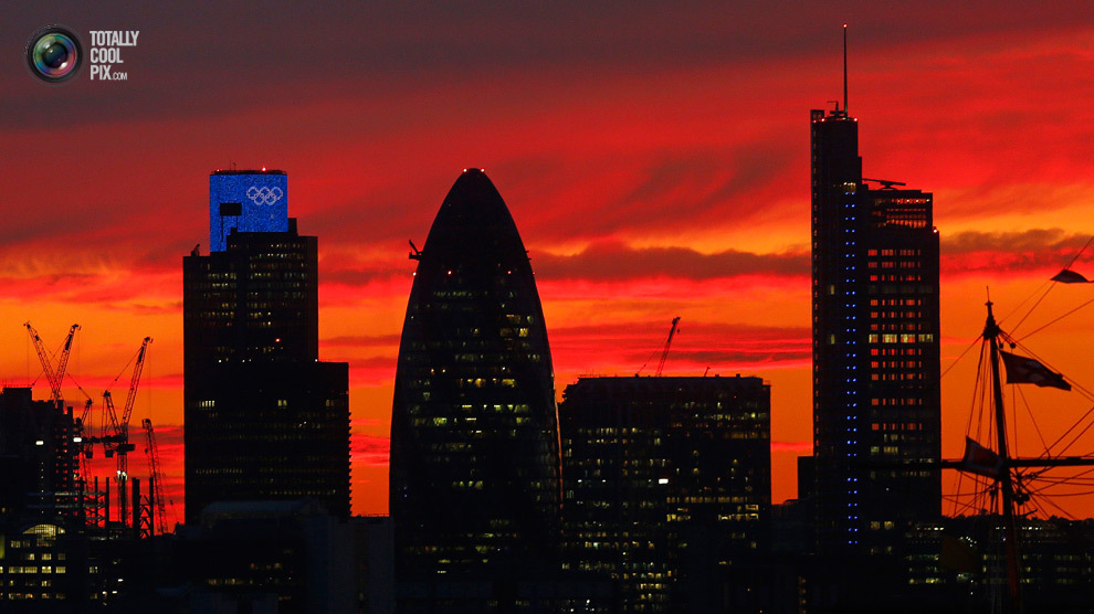 Вид Лондона на закате