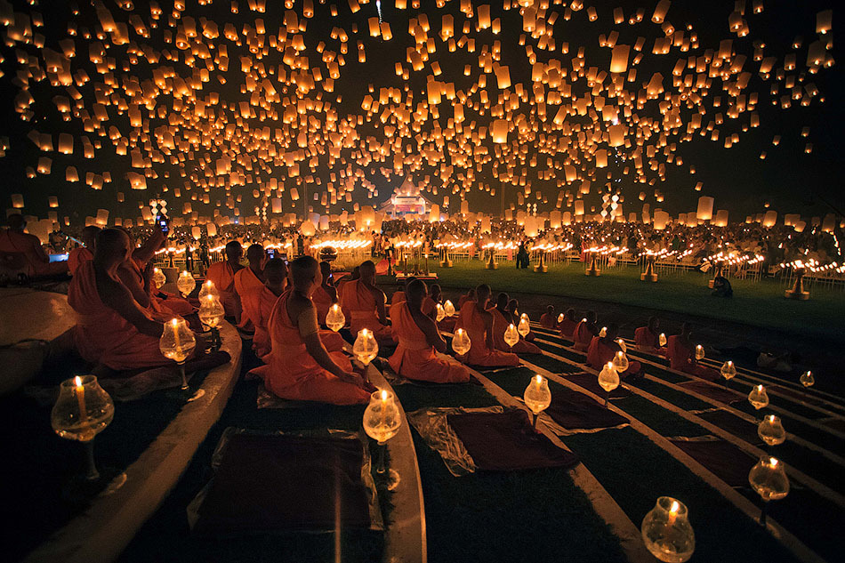 Фестиваль бумажных фонариков Yee Peng