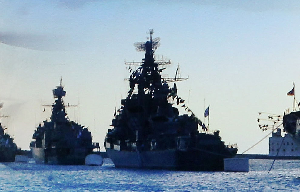Фотоконфуз. Российский флот на выступлении американского адмирала.