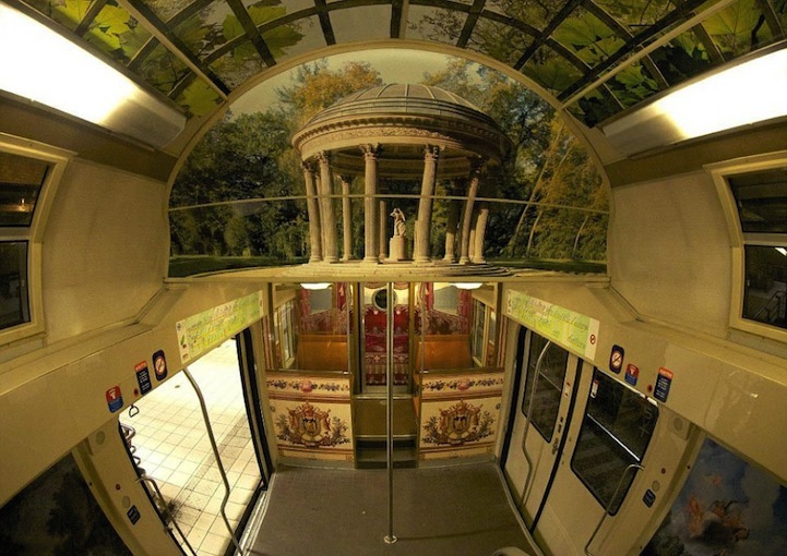 3. Вагон поезда Париж-Версаль, оформленный в дворцовом стиле.