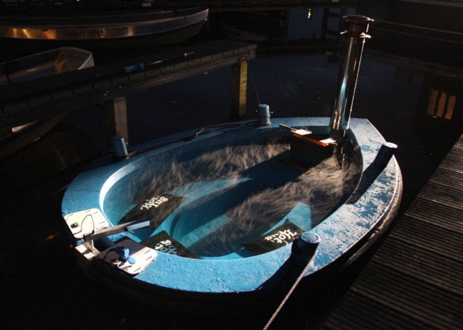 2. Плавучая ванна голландца Франка де Бруийна
