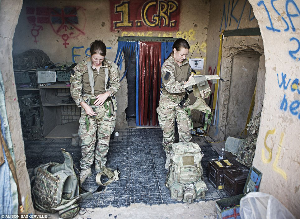 Британские женщины-военные в Афганистане