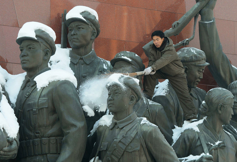 Памятник в Северной Корее