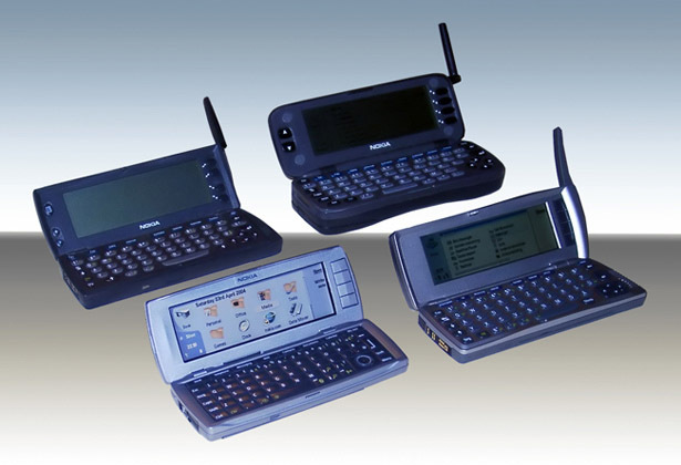 10. 1996 - Nokia 9000 Communicator. Первая серия смартфонов