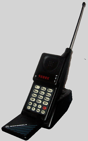 4. 1989 - Motorola MicroTAC. Усовершенствованный вариант DynaTac