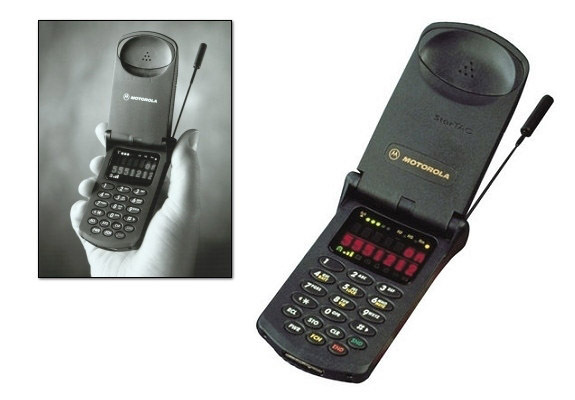 7. 1996 - Motorola StarTAC. Наконец, новый телефон компактного размера от Motorola